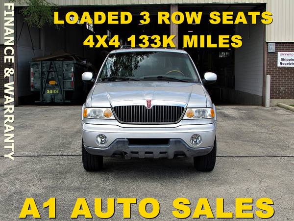 4X4 2000 LINCOLN NAVIGATOR suv tow 133k for sale in Willowbrook, IL – photo 3