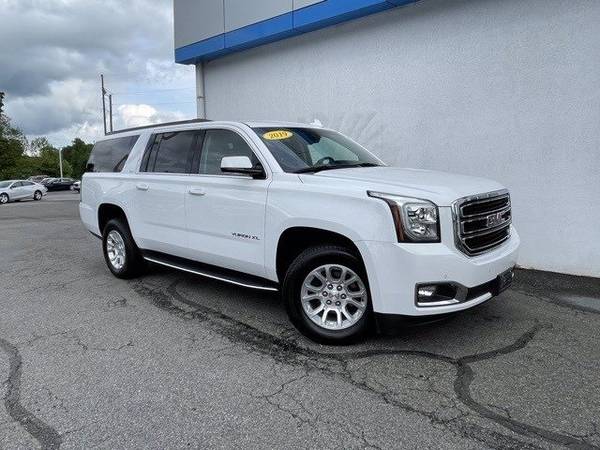 2019 GMC Yukon XL SLT suv White - - by dealer for sale in Goldsboro, NC – photo 2