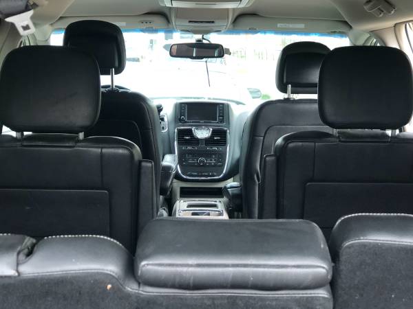 2011 Chrysler TOWN & COUNTRY for sale in Bronx, NY – photo 11
