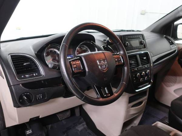 2016 Dodge Grand Caravan SE Quad Seating 75,000 Miles for sale in Caledonia, MI – photo 4
