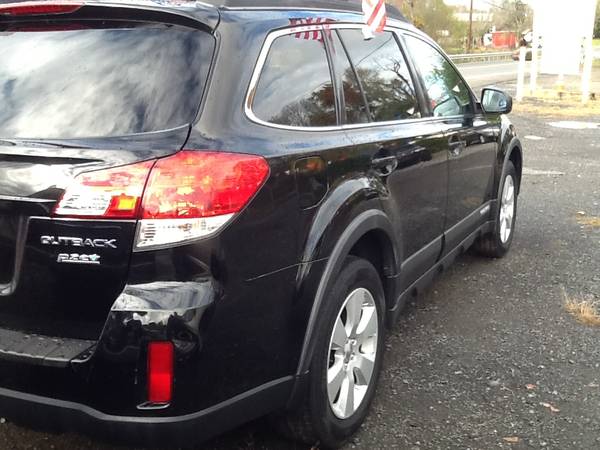 2011 Subaru Outback - cars & trucks - by dealer - vehicle automotive... for sale in Englishtown, NJ – photo 6