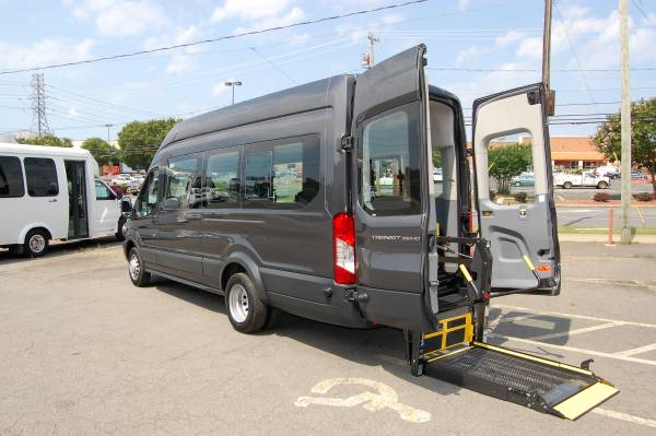 HANDICAP ACCESSIBLE WHEELCHAIR LIFT EQUIPPED VAN.....UNIT# 2289FHT -... for sale in Charlotte, SC – photo 2