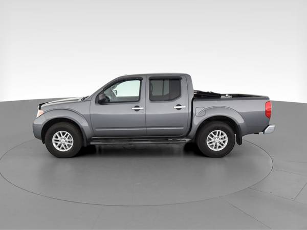 2017 Nissan Frontier Crew Cab SV Pickup 4D 5 ft pickup Gray -... for sale in Cleveland, OH – photo 5