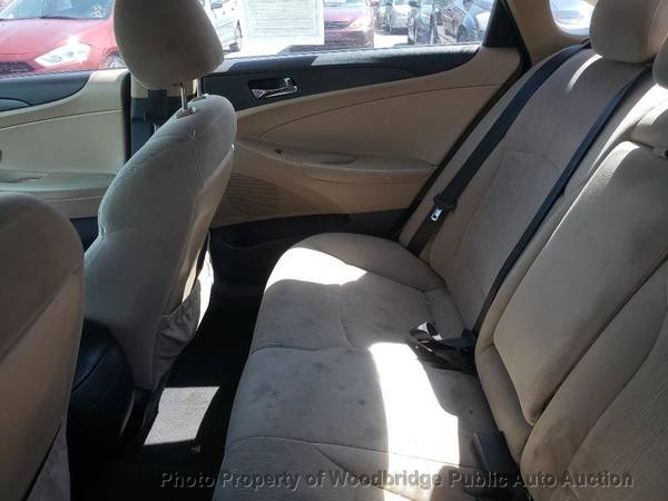 2014 Hyundai Sonata 4dr Sedan 2 4L Automatic GLS - cars & for sale in Woodbridge, District Of Columbia – photo 9