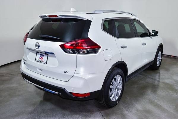 2019 Nissan Rogue SV suv Pearl White for sale in Las Vegas, NV – photo 5