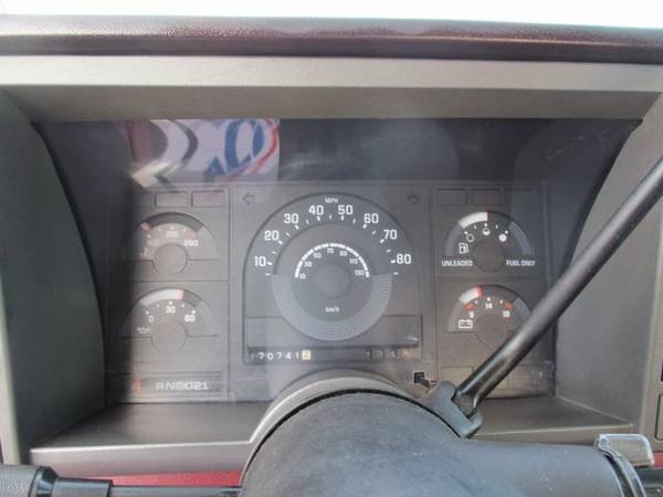 1990 Chevy Chevrolet C/K 2500 Silverado pickup Red - cars & trucks -... for sale in Goldsboro, NC – photo 14