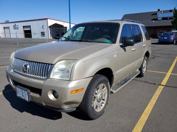 2004 Mercury Mountaineer Base suv Gold - - by dealer for sale in Klamath Falls, OR – photo 3
