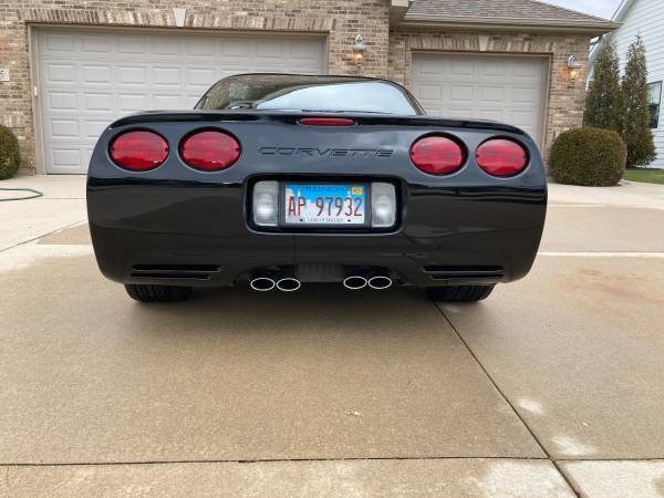 2001 Corvette 6 Speed 21k - cars & trucks - by owner - vehicle... for sale in Sycamore, IL – photo 6