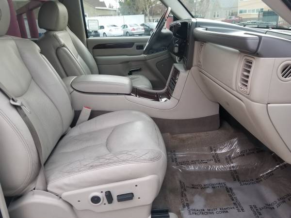 ///2006 Cadillac Escalade//AWD//Leather//Heated Seats//Navigation/// for sale in Marysville, CA – photo 21