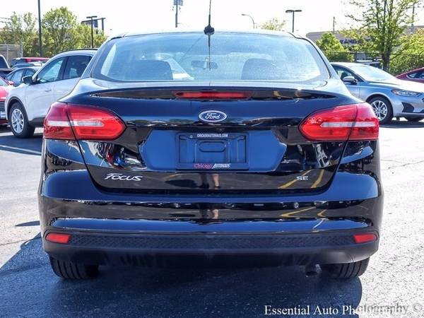 2018 Ford Focus SE - - by dealer - vehicle automotive for sale in Oak Lawn, IL – photo 4