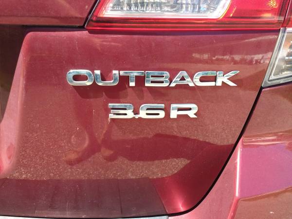 Great 2011 Subaru Outback with hail damage for sale in Excelsior, MN – photo 12