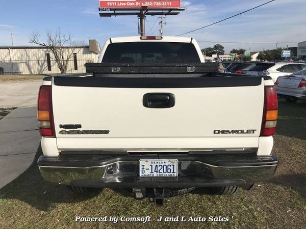 2002 Chevrolet Silverado 2500HD LS Crew Cab Short Bed 4WD - cars &... for sale in Morehead City, NC – photo 5