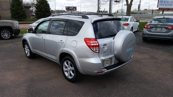 SUPER CLEAN AND LOADED! 2011 Toyota RAV 4 Limited 4x4 - cars & for sale in Sioux Falls, SD – photo 7