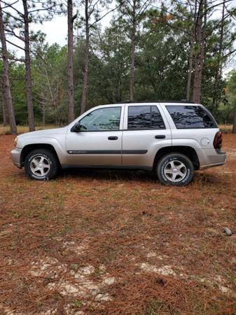 2004 Chevy Trailblazer - cars & trucks - by owner - vehicle... for sale in Crestview, FL – photo 2