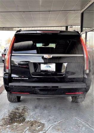 2015 Cadillac Escalade Luxury - - by dealer - vehicle for sale in Reno, NV – photo 4