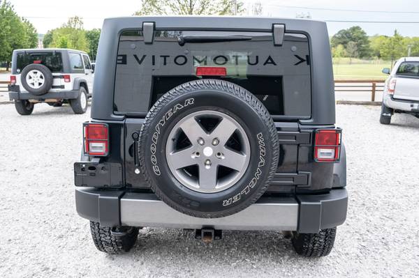 2013 Jeep Wrangler Unlimited Freedom Edition - - by for sale in Fayetteville, AR – photo 8