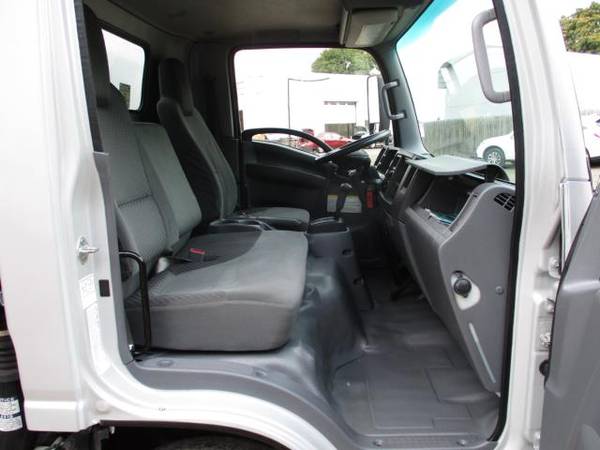 2011 Isuzu NRR 12 BEVERAGE BODY ** SIDE DOOR TRUCK ** - cars &... for sale in south amboy, KY – photo 11