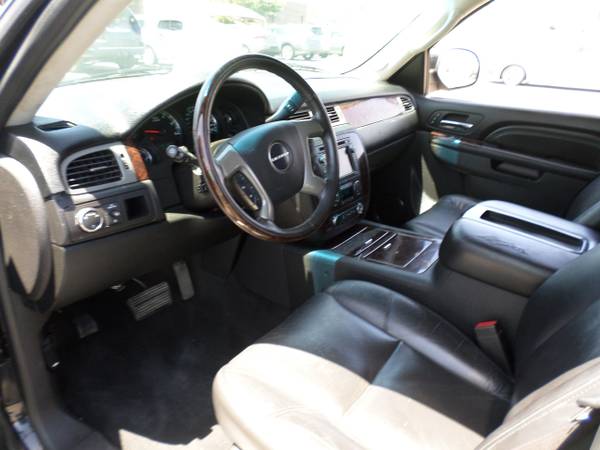 2010 GMC Yukon Third Row Seats - Buy Here Pay Here No Credit Check... for sale in Glendale, AZ – photo 4