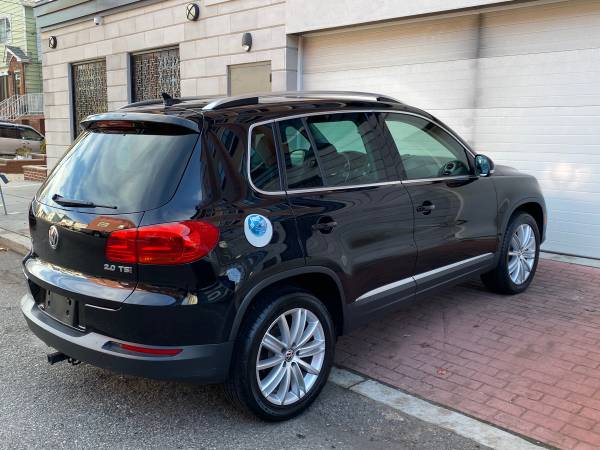 2012 Volkswagen Tiguan SE - cars & trucks - by owner - vehicle... for sale in Bayonne, CT – photo 4