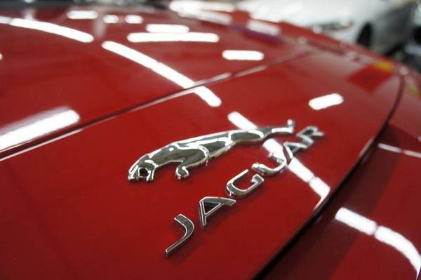 2014 Jaguar F-TYPE 2dr Convertible V6 EZ FINANCING! - cars & trucks... for sale in Honolulu, HI – photo 19