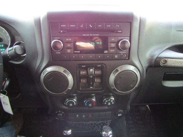 2015 Jeep Wrangler Unlimited/4WD 4dr Sport - - by for sale in New Glarus, WI – photo 15