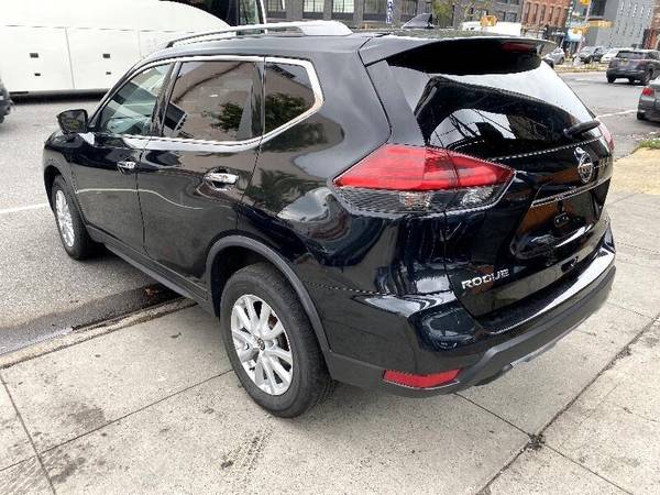 2017 Nissan Rogue SV AWD - EVERYONES APPROVED! - cars & trucks - by... for sale in Brooklyn, NY – photo 7