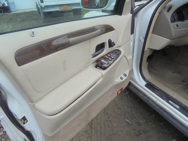 2000 Lincoln town car for sale in Prattsburgh, NY – photo 10