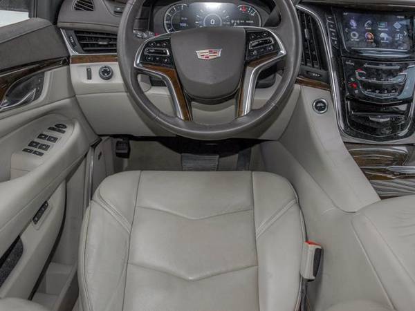 2017 Caddy Cadillac Escalade Luxury hatchback Crystal White Tricoat... for sale in Novi, MI – photo 20