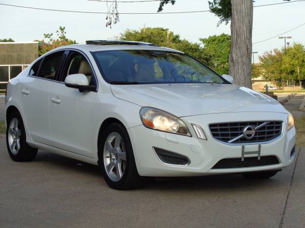 2015 Volvo v 60 T5 Loaded Mint Condition Gas Saver Warranty Must See... for sale in Dallas, TX – photo 22