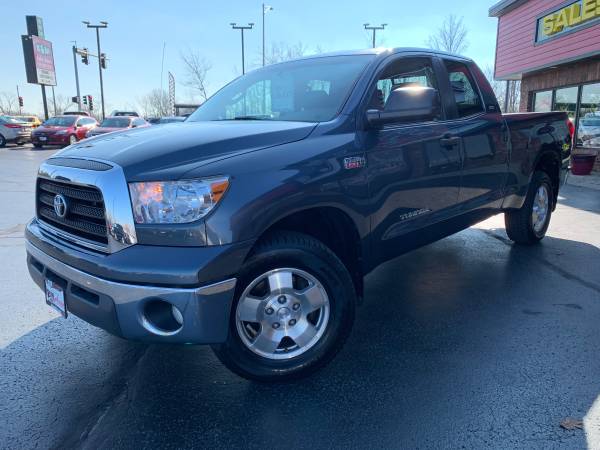 2008 Toyota Tundra SR5 Double Cab 4WD - Low miles! - cars & trucks -... for sale in Oak Forest, IL – photo 3