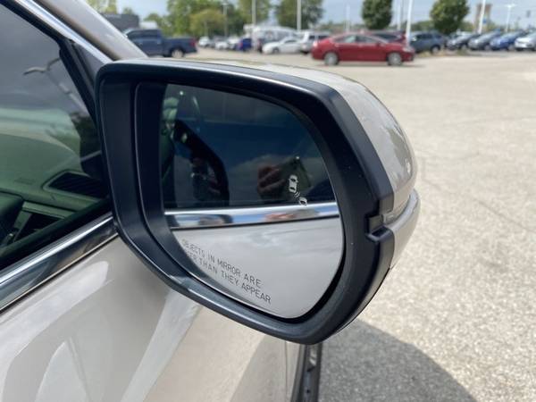 2018 Honda CR-V Touring - cars & trucks - by dealer - vehicle... for sale in Plainfield, IN – photo 4