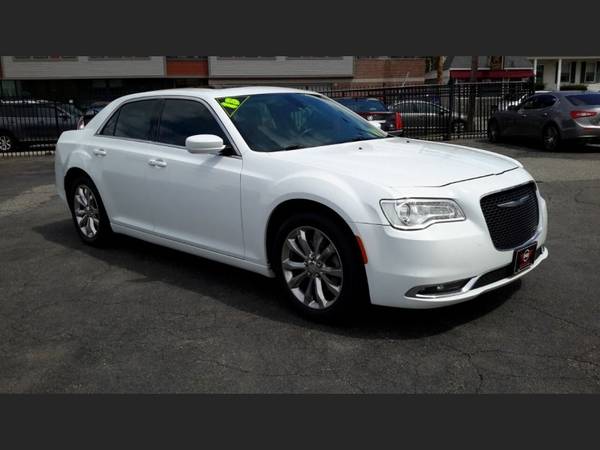 2015 Chrysler 300 Limited AWD 4dr Sedan with - - by for sale in Wakefield, MA – photo 4