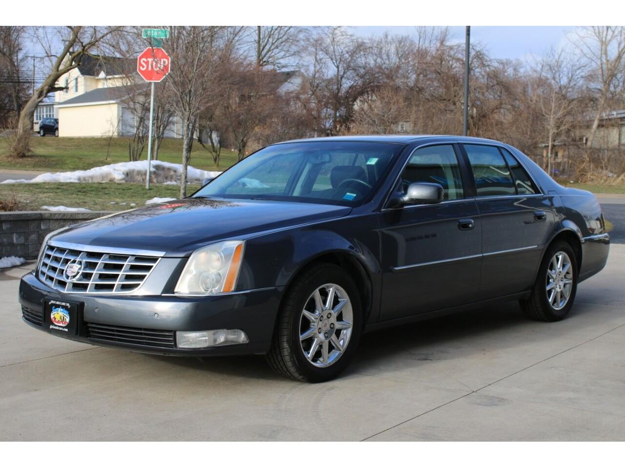 2010 Cadillac DTS for sale in Hilton, NY – photo 5