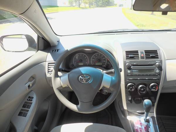 2010 Toyota Corolla LE - cars & trucks - by owner - vehicle... for sale in Bartlett, IL – photo 23