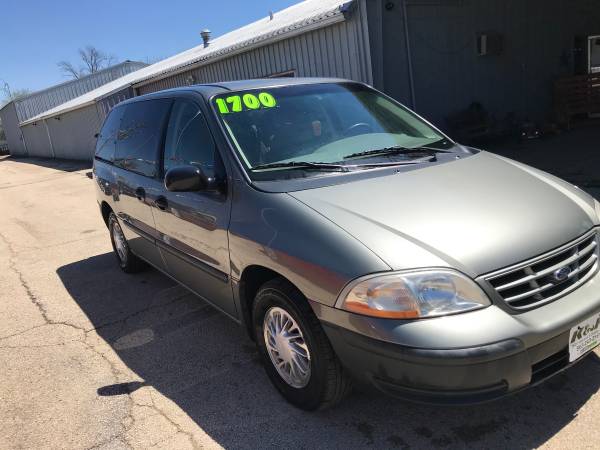 1999 Ford Windstar 127,000 Miles Runs GREAT!@!! for sale in Clinton, IA – photo 4