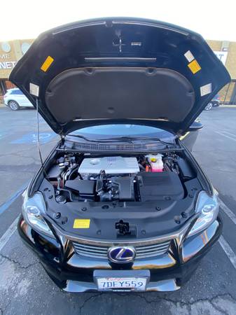 HYBRID LEXUS - ct 200h - cars & trucks - by owner - vehicle... for sale in Canoga Park, CA – photo 10