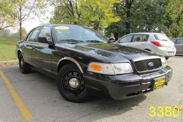 2011 FORD CROWN VICTORIA POLICE INTERCEPTOR - cars & trucks - by... for sale in Chicago, IL – photo 2
