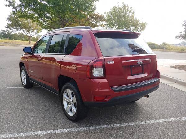 2016 JEEP COMPASS SPORT LOW MILES! 26+ MPG! RUNS/DRIVES LIKE NEW! for sale in Norman, OK – photo 4