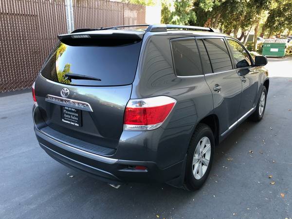 2013 Toyota Highlander, Excellent condition! Leather! - cars & for sale in Pleasanton, CA – photo 5