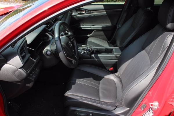 2018 Honda Civic Hatchback Sport Touring w/Navigation, 26, 800 Miles! for sale in Milton, WA – photo 7