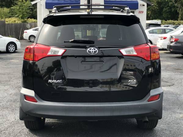 2014 Toyota RAV4 XLE AWD - - by dealer - vehicle for sale in Marlborough , MA – photo 4