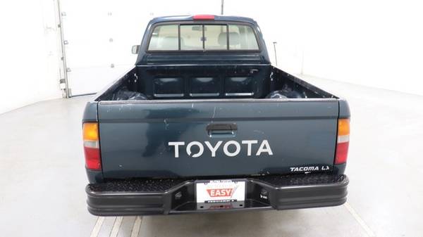 1997 Toyota Tacoma Truck XtraCab Manual Extended Cab for sale in Springfield, OR – photo 6