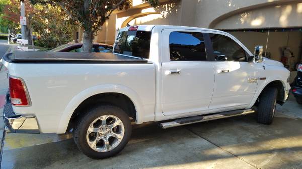 2018 RAM 1500 ECODIESEL 4X4 LOW MILES!! - cars & trucks - by owner -... for sale in Chino Hills, CA – photo 4