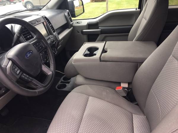 2019 Ford F150 Supercrew 2WD, Black for sale in Otterbein, IL – photo 8