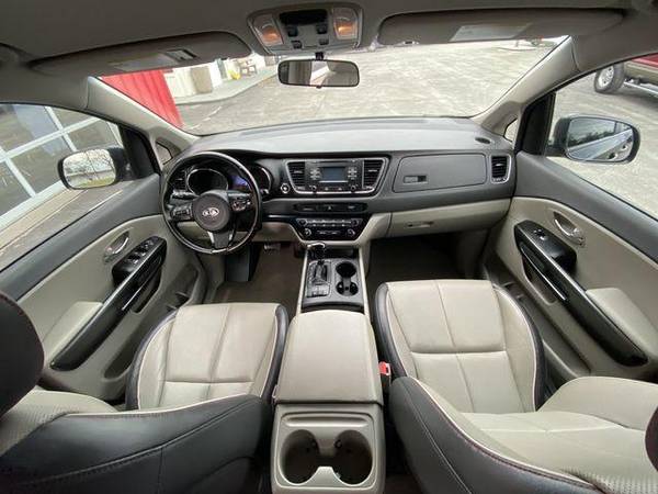 2016 Kia Sedona LX Minivan 4D Family Owned! Financing! - cars &... for sale in Fremont, NE – photo 8