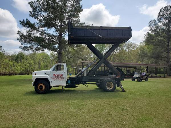 94 Ford 700 scissor lift/dump truck 12500 obo - - by for sale in Tallahassee, FL – photo 2