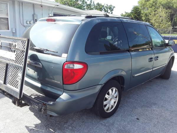 2005 Chrysler Town & Country Minivan - - by dealer for sale in Holiday, FL – photo 6