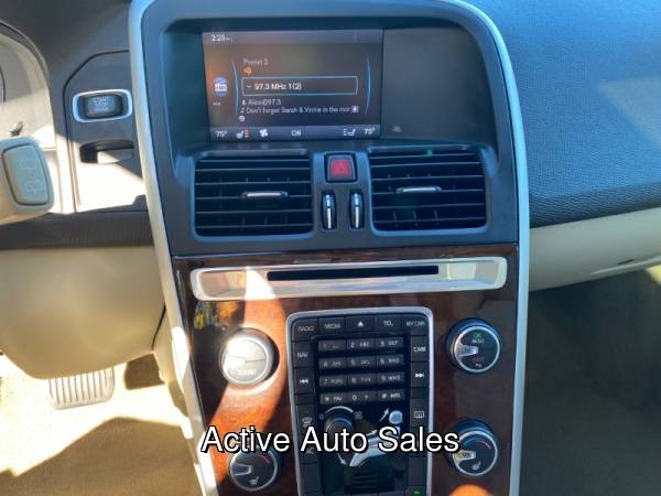 2012 Volvo XC60 AWD, Loaded! Well Maintained 2 Owner SUV! SALE for sale in Novato, CA – photo 13