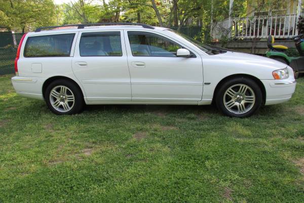 2006 Volvo V70 Turbo Wagon LOW MILES for sale in Other, PA – photo 5
