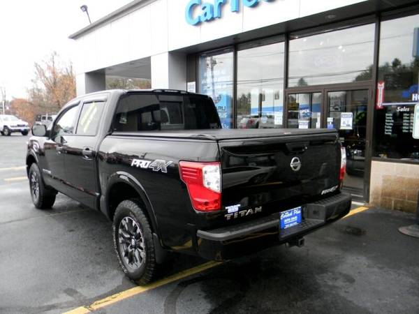 2017 Nissan Titan SV Crew Cab 4WD - cars & trucks - by dealer -... for sale in Plaistow, MA – photo 6